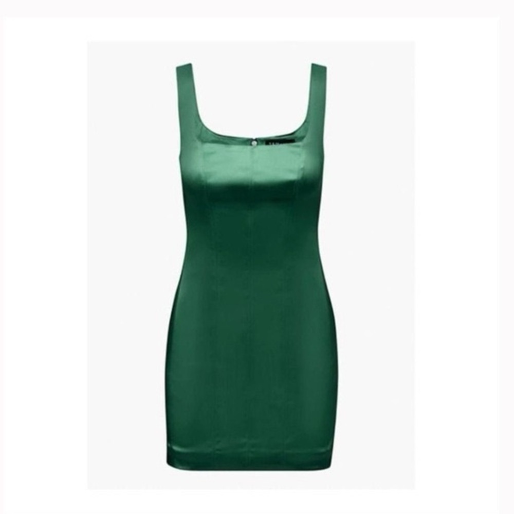 Aritzia Babaton Elegant Green Satin Mini Sleeveless Dress